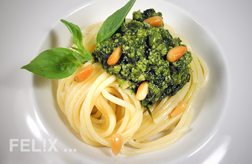 Spaghetti_Pesto.jpg
