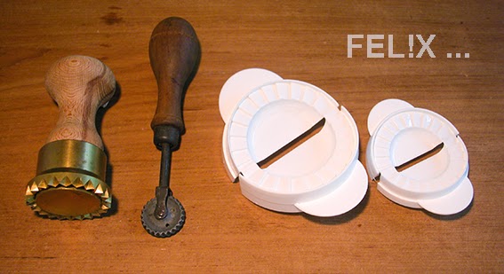 23e54-stempel_raedchen_mezzelune