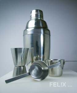 357bb-shaker_messbecher