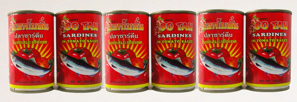 Sardines_tomato_sauce.jpg