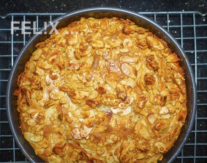 Bienenstich_Form_gebacken