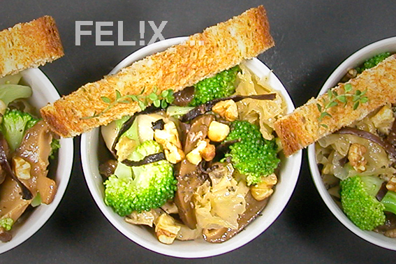 b1b4d-pilzsalatbroccoliclose