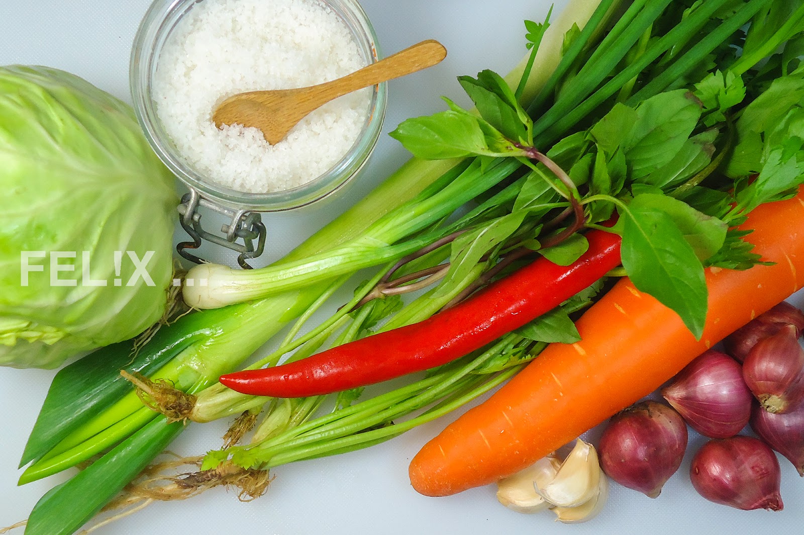 6e6f6-gemuesebouillon-konzentrat_mep