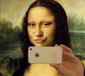 c0f53-monalisaselfie2