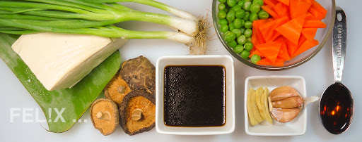 TOFU GEMUESE RUEHRGEBRATEN