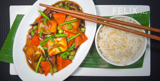 TOFU GEMUESE RUEHRGEBRATEN