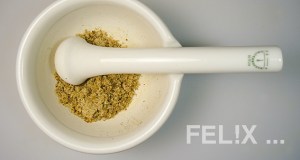 SchinkenGewuerz_Reibschale