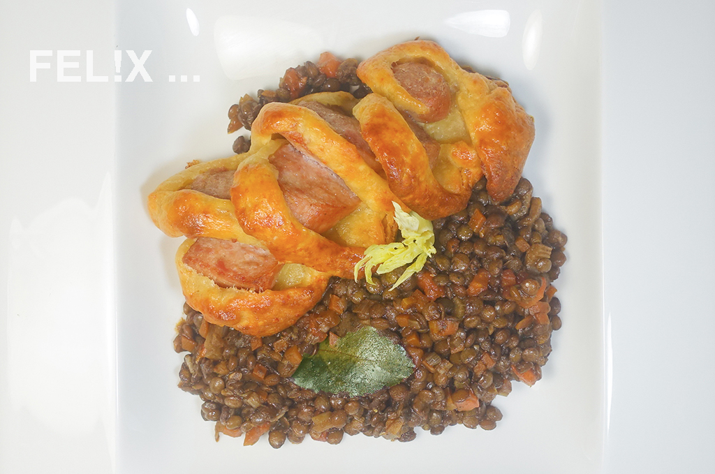 WÜRSTCHEN IM KÄSETEIG – FEL!X KITCHEN WÜRSTCHEN IM KÄSETEIG – FEL!X KITCHEN